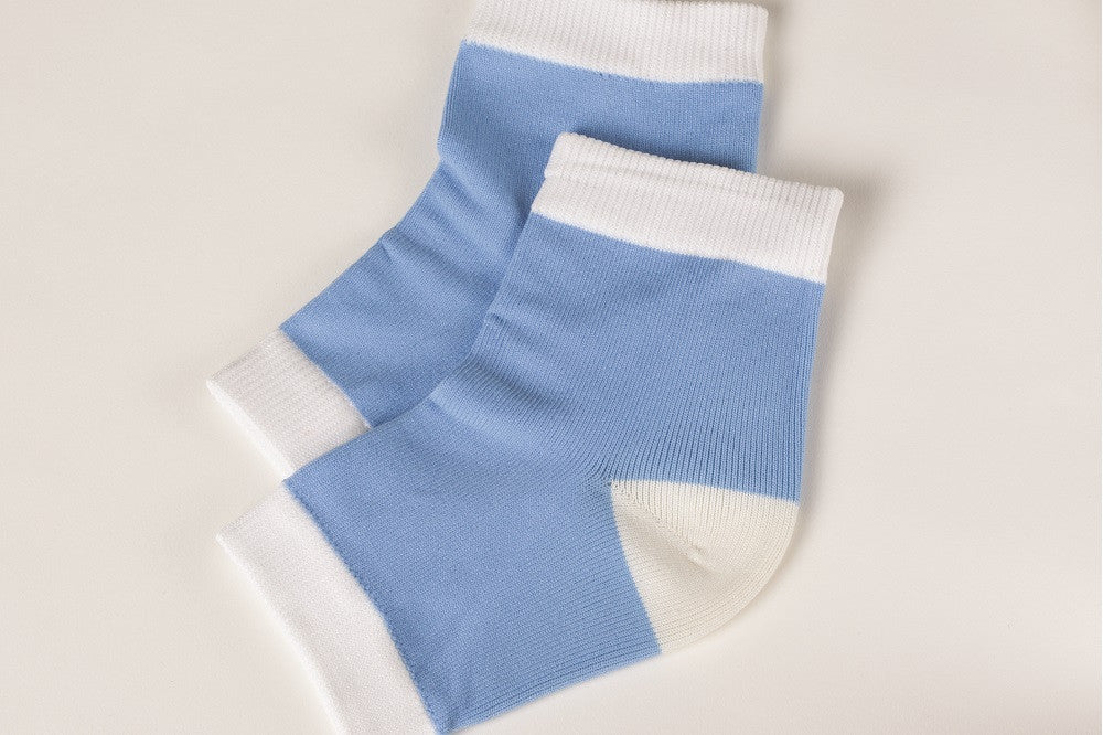 Moisturizing Gel Socks for Cracked Heels and Dry Feet – LoveMyStrutz